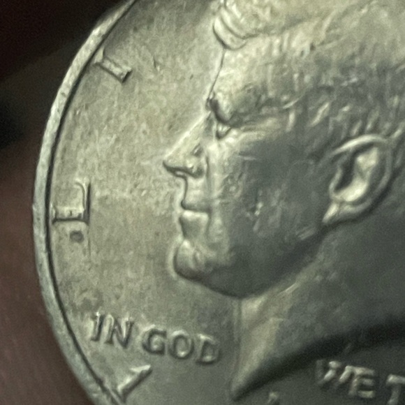 Very Rare 1971 JFK Half Dollar Error Piece Coin Error Coin Collector P. - Picture 3 of 11